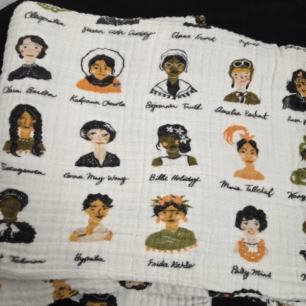 Babyletto Swaddle Oragnic Muslin Blanket Women In History - Picture 3 of 4